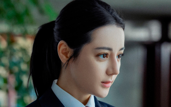 Địch Lệ Nhiệt Ba chính thức hết thời, không bằng 1 góc Triệu Lộ Tư Ảnh 2