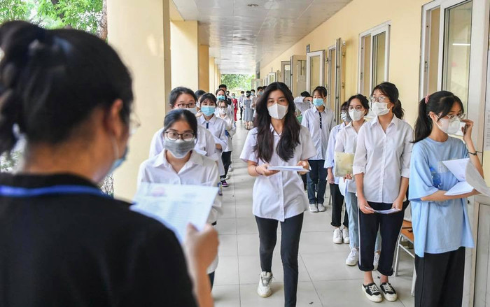 Hơn 1 triệu thí sinh làm thủ tục dự thi tốt nghiệp THPT, lưu ý những quy định nghiêm ngặt ở phòng thi Ảnh 2