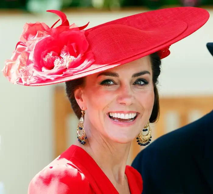 Công nương Kate Middleton đẹp nền nã tham dự sự kiện hoàng gia Ảnh 10