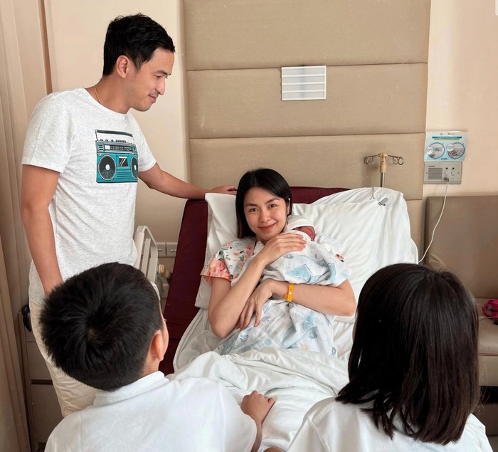  'Ngọc nữ màn ảnh' từ bỏ hào quang, làm 'dâu hào môn' nhưng cuộc sống giản dị lạ thường Ảnh 13