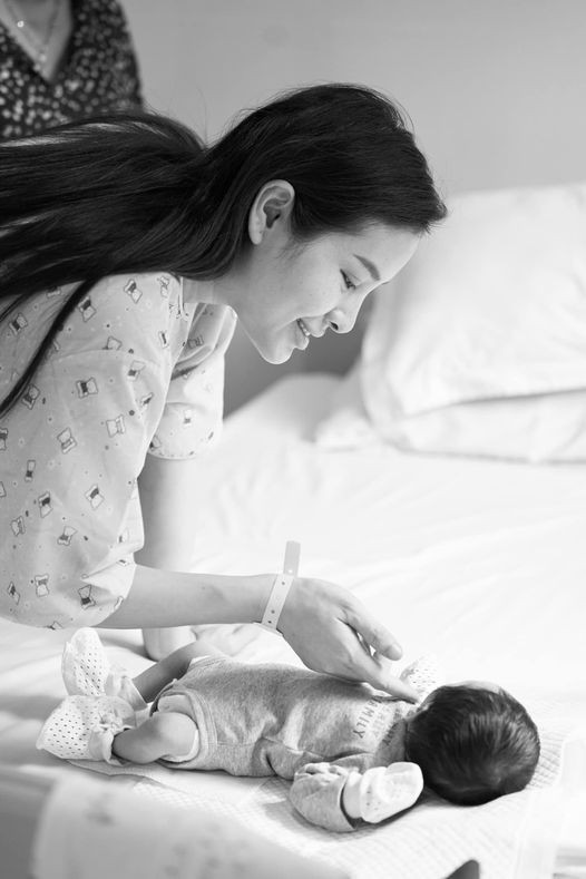  Phương Trinh Jolie khoe ảnh bên quý tử, 1 đặc điểm của nhóc tỳ khiến dân tình trầm trồ Ảnh 1
