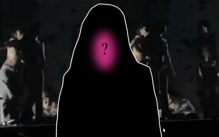 Nữ ca sĩ trẻ ngã quỵ khi sân khấu vừa tắt đèn khiến người hâm mộ lo lắng Ảnh 2