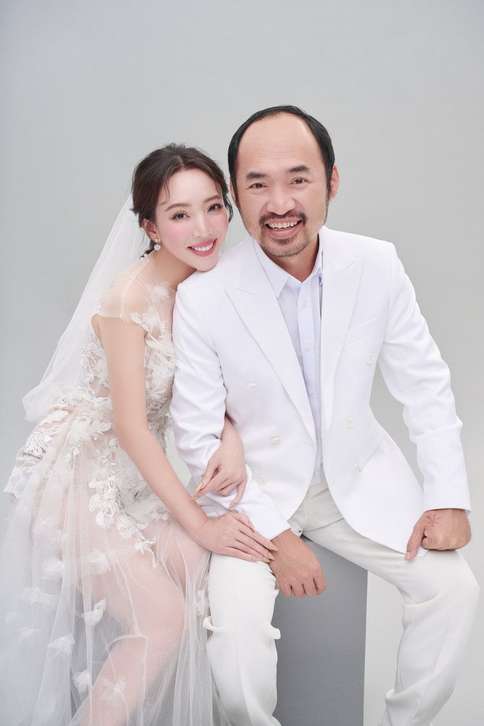  Thu Trang - Tiến Luật tung bộ ảnh cưới với quý tử, hé lộ dự án phim mới sau Con Nhót Mót Chồng Ảnh 5