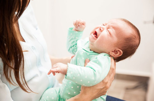 Ngừng ngay hành động rung lắc trẻ em  