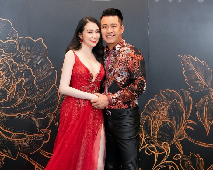  Chạy show ca hát, Tuấn Hưng không dám cởi áo trước mặt khán giả nữ vì 'sợ'... ngủ sofa Ảnh 3