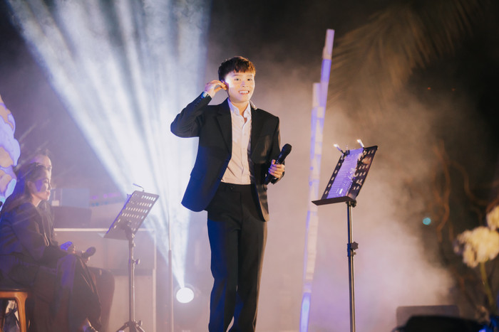  Hồ Văn Cường có hành động 'hào phóng' dành cho người hâm mộ: Bảo sao ngày càng đông fan! Ảnh 1