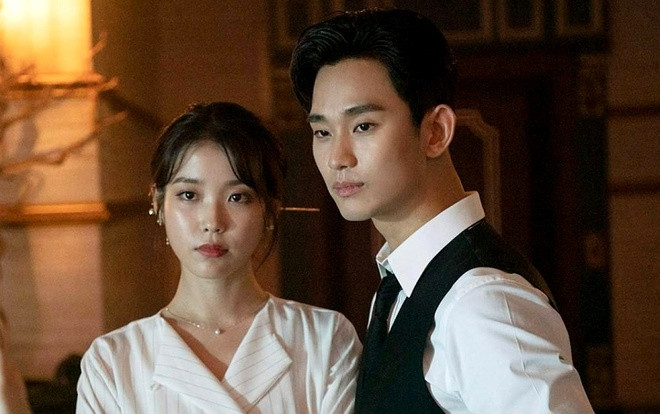 Những cặp sao Hàn lỡ duyên: Song Hye Kyo và Han So Hee tương tác tới tấp nhưng lại khiến fan thất vọng Ảnh 3