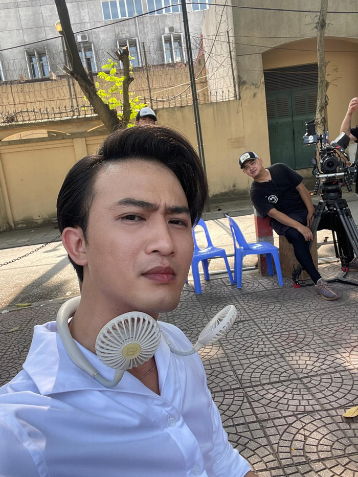 Hé lộ loạt khoảnh khắc không được lên sóng trong phim Gia Đình Mình Vui Bất Thình Lình Ảnh 3
