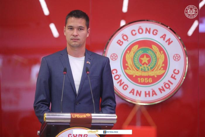 Thủ môn Filip Nguyễn có giá gấp đôi Quang Hải: Bản hợp đồng lịch sử của V.League Ảnh 1