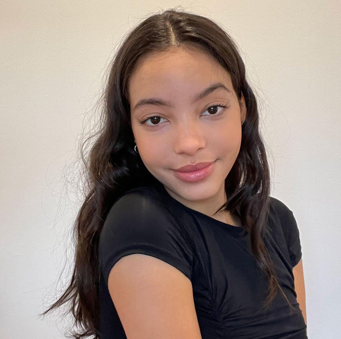 Nữ tân binh sắp ra mắt gây sốt vì nhan sắc quá giống Lisa Ảnh 1