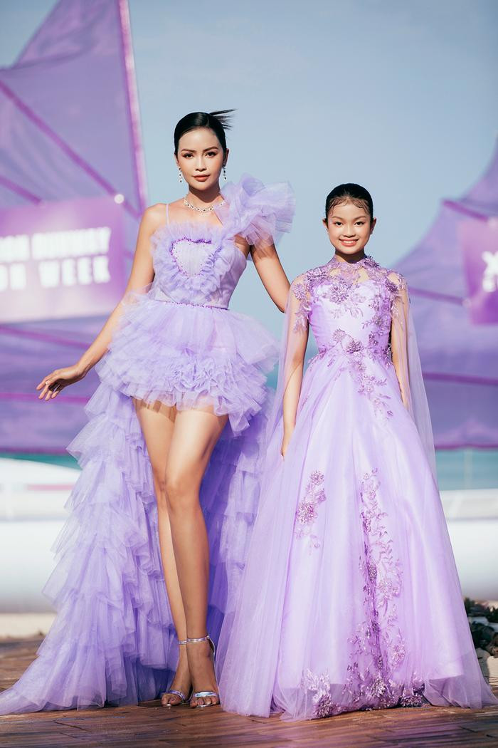 Con trai Đàm Vĩnh Hưng lần đầu đi catwalk cùng ba, thần thái thế nào khiến netizen xuýt xoa? Ảnh 6