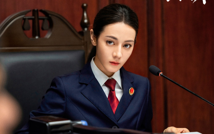 Đóng chính phim mới quá dở, Địch Lệ Nhiệt Ba bị khán giả yêu cầu về làm nữ phụ Ảnh 2