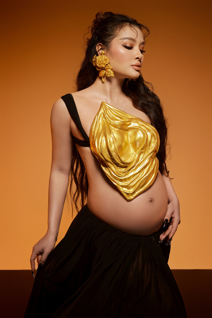 Phương Trinh Jolie diện trang phục hở bạo khoe bụng bầu vượt mặt những tháng cuối thai kỳ 