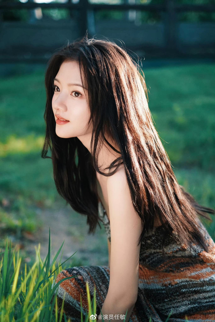 Dân tình sửng sốt với màn 'lột xác' của bạn gái Tiêu Chiến sau 2 năm hẹn hò, còn ai bảo không xứng đôi? Ảnh 6