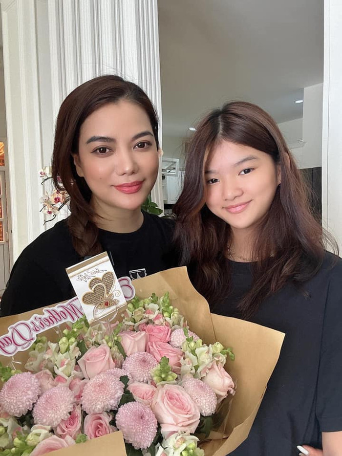 Bé Bảo Tiên là con chung của Trương Ngọc Ánh và chồng cũ - Doanh nhân Bảo Sơn. 