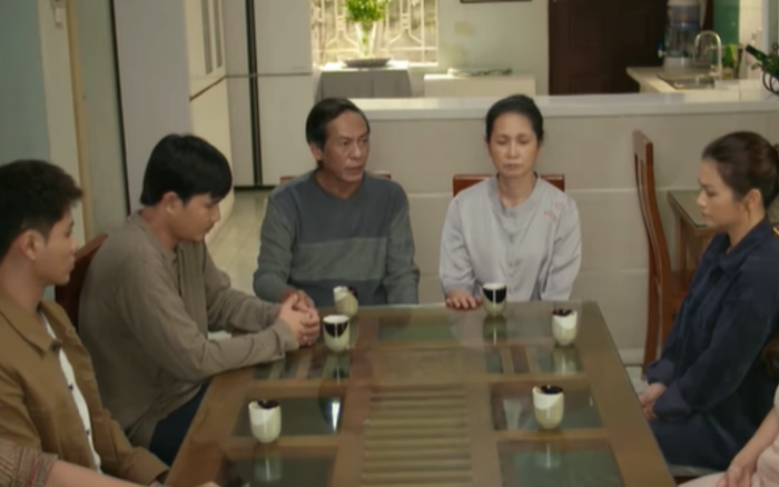  Gia Đình Mình Vui Bất Thình Lình tập 27: Hà chuốc họa vào thân, Phương bất lực chất vấn chồng Ảnh 1