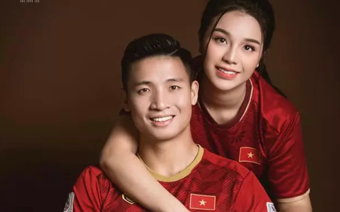 Netizen phát hiện điều bất thường trên tài khoản cá nhân của bà xã Bùi Tiến Dũng Ảnh 2