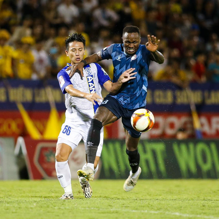 CLB TPHCM phản ánh VFF, VPF và Ban trọng tài với đề nghị kỷ luật tổ trọng tài FIFA sau trận thua SLNA. Ảnh: TPHCM FC