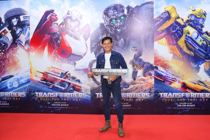 Kim Tuyến, Quách Ngọc Tuyên và dàn sao đổ bộ thảm đỏ của bom tấn Transformers: Quái Thú Trỗi Dậy Ảnh 9