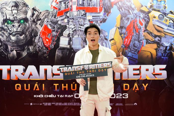 Kim Tuyến, Quách Ngọc Tuyên và dàn sao đổ bộ thảm đỏ của bom tấn Transformers: Quái Thú Trỗi Dậy Ảnh 7