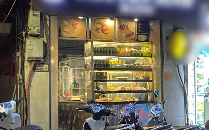 Xôn xao thông tin quán bánh mỳ cực nổi tiếng tại Hà Nội thẳng tay đánh khách hàng vì mang theo đồ uống Ảnh 2