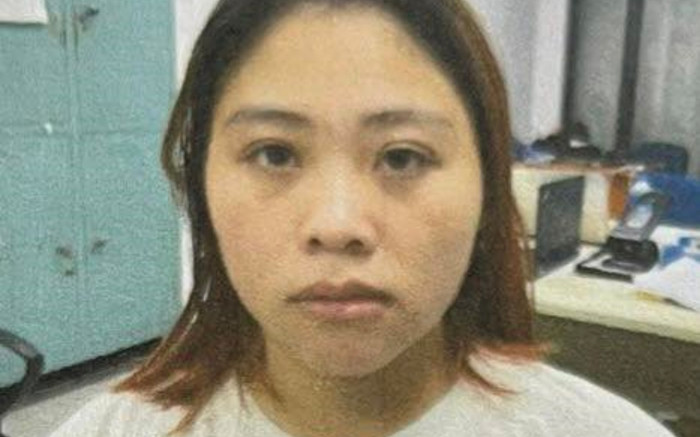 Cô gái trẻ giấu hàng cấm ở nơi không tưởng trong người vẫn bị phát hiện Ảnh 2