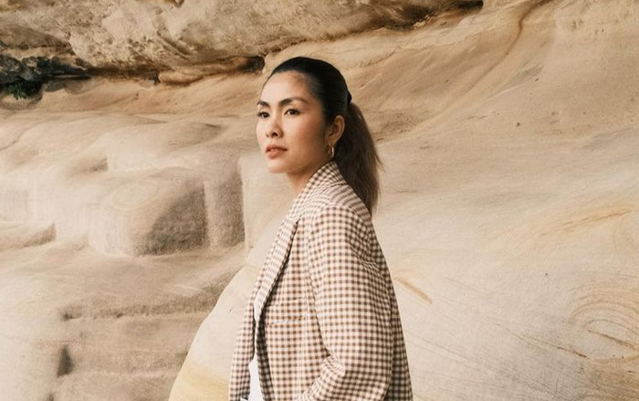 Tăng Thanh Hà bất ngờ 'đổi gió' cho mái tóc, bối rối khi bị quay lén Ảnh 2