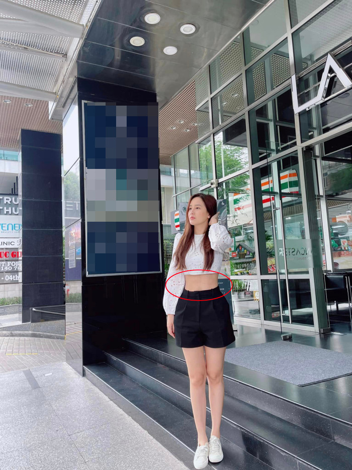 Vòng eo con kiến của Hoa hậu Mai Phương Thúy, ngầm đập tan loạt tin đồn bầu bí cách đây chưa lâu.