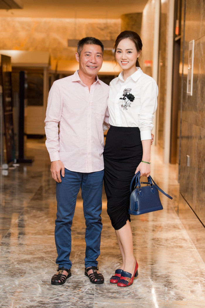 Vợ chồng NSND Công Lý có cử chỉ tình cảm, chia sẻ mong ước giản đơn Ảnh 3