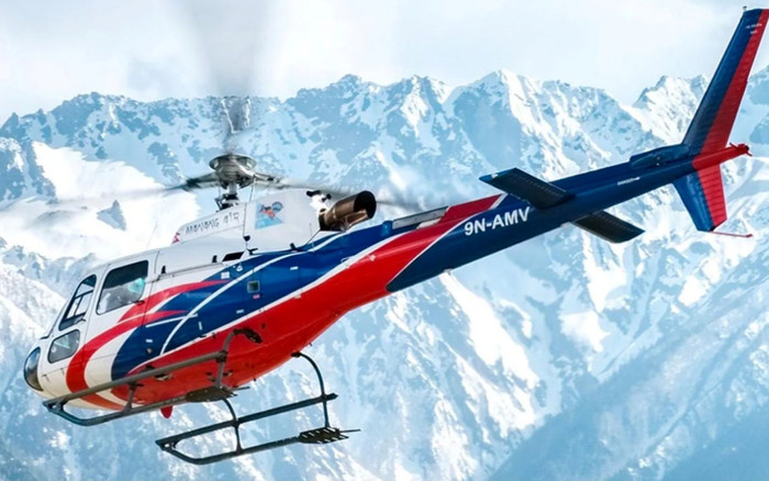Trực thăng tham quan đỉnh Everest cao nhất thế giới gặp nạn, 5 người tử vong Ảnh 2