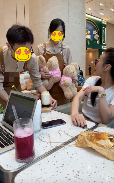 Bàn tay của Phương Oanh không xuất hiện chiếc nhẫn được Shark Bình cầu hôn 