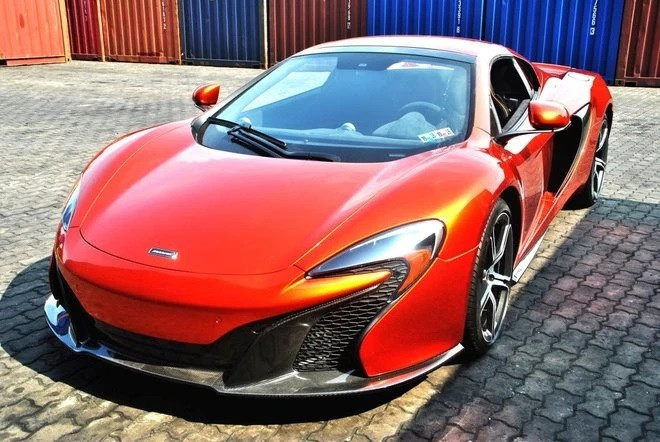 Màu nguyên bản của siêu xe McLaren 650S Spider
