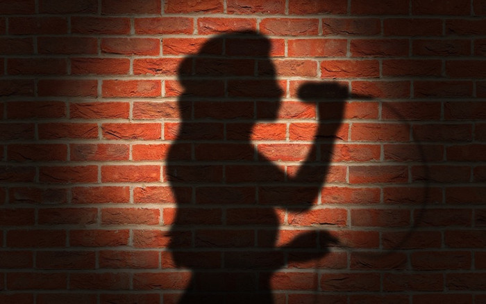 Nữ ca sĩ nổi tiếng có chồng là bầu show bị khán giả tẩy chay, phải hủy đêm diễn Ảnh 2