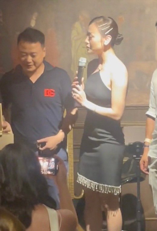  Shark Bình tặng Phương Oanh quà 'khủng' kỉ niệm một năm yêu nhau Ảnh 2