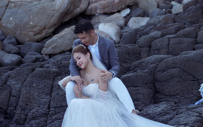 MC Vân Hugo 'tình bể bình' với bạn trai doanh nhân trong ảnh cưới đầy lãng mạn Ảnh 2