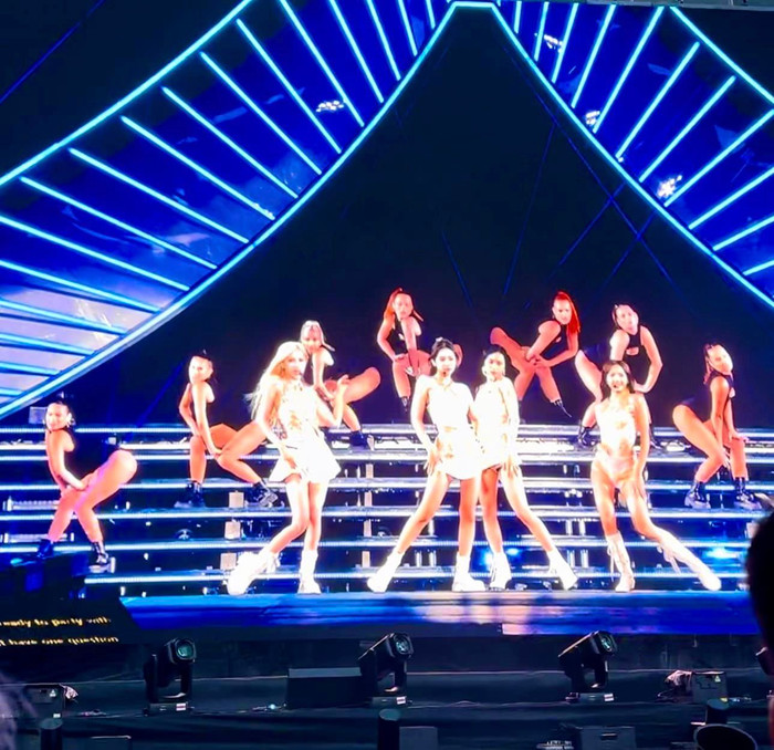 Diva Hồng Nhung bất ngờ lên tiếng nhận xét về giọng hát của BLACKPINK Ảnh 1