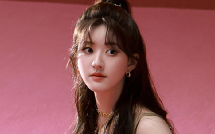 Triệu Lộ Tư 'học đòi lớn' nhưng thất bại, đã thế còn bị chê lố lăng Ảnh 2