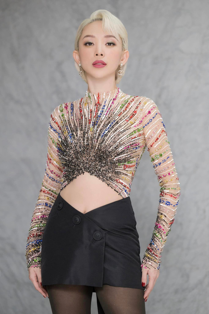 Nhan sắc tuổi 34 của Tóc Tiên làm nhiều người ngưỡng mộ.