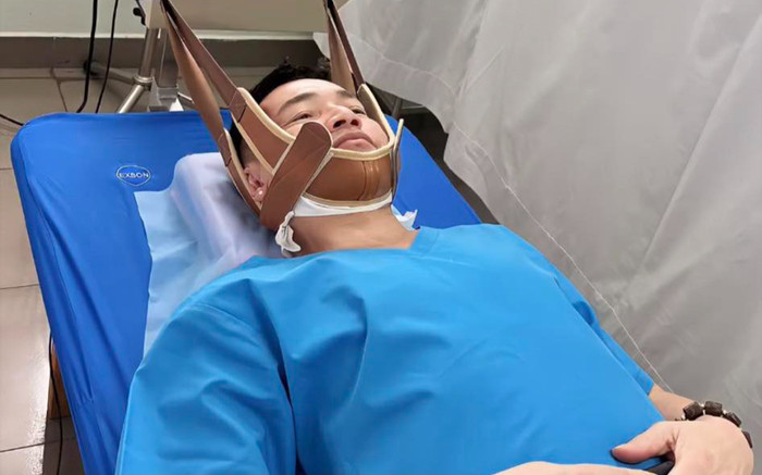 Nghệ sĩ Quang Minh gây lo lắng khi đăng ảnh trên giường bệnh Ảnh 2