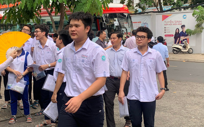 Sau khi biết điểm thi tốt nghiệp THPT, thí sinh cần làm gì? Ảnh 2