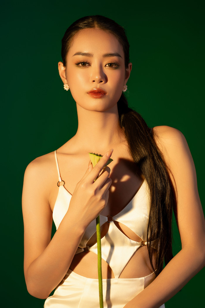 'Nếu có cơ hội bước vào phần thi ứng xử, Linh sẽ trả lời bằng tiếng Anh'. 