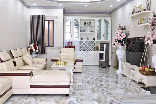  Sao nam Vbiz 'nghiện dao kéo' 10 ngày/lần nay thành gương mặt 'đắt show', viên mãn bên người vợ giản dị Ảnh 8