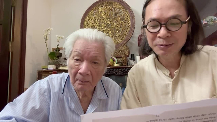 NSND Trần Bảng, đạo diễn, soạn giả và nhà nghiên cứu chèo nổi tiếng với mệnh danh 'ông trùm chèo', vừa qua đời khiến khán giả vô cùng thương tiếc.