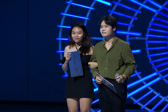 Tuy vậy sau khi Mỹ Tâm 'deal' với ban tổ chức, cả hai đã cùng đoạt được vé bạc.