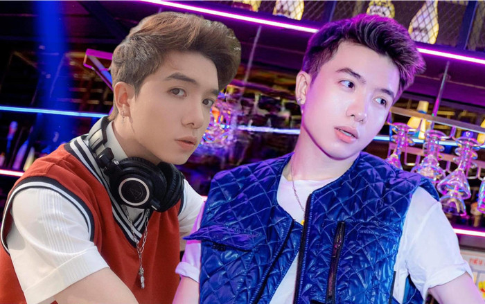 'Visual' đẹp như mỹ nam Hàn Quốc của vé vàng Vietnam Idol Xuân Định Ảnh 2