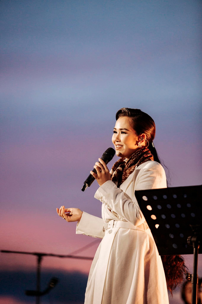  Võ Hạ Trâm hát lại ca khúc từng thi Vietnam Idol sau 16 năm Ảnh 2
