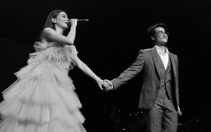 Hồ Ngọc Hà có hành động tinh tế khi hát với Hà Anh Tuấn, khán giả vỗ tay rần rần Ảnh 2