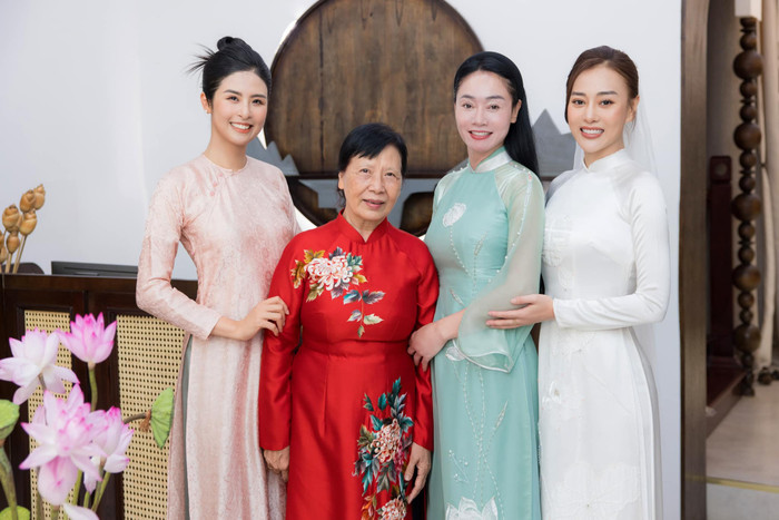 Được biết lễ ăn hỏi của Phương Oanh và Shark Bình sẽ diễn ra vào ngày 26/7
