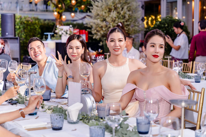 Trang Trần thẳng thắn kêu gọi mọi người ủng hộ Diệp Lâm Anh giành quyền nuôi hai con