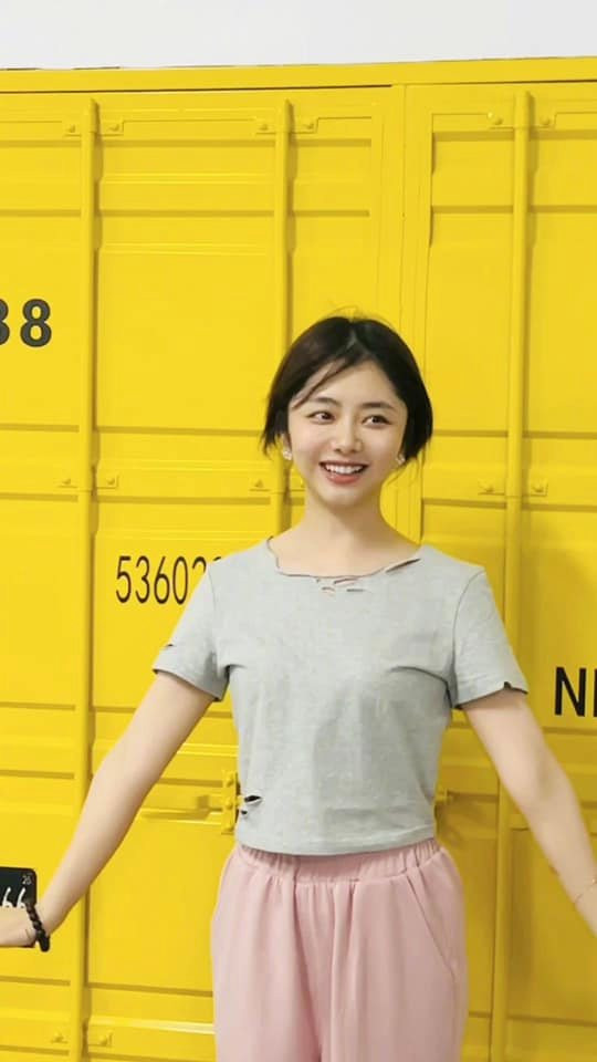 Đàm Tùng Vận lộ ảnh mặt mộc khác xa tưởng tượng khiến khán giả thất vọng Ảnh 3